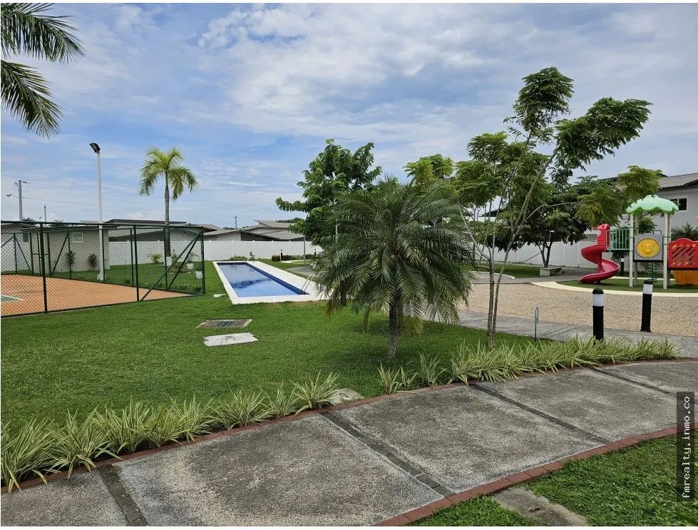 Venta de casa en villa sur, costa sur