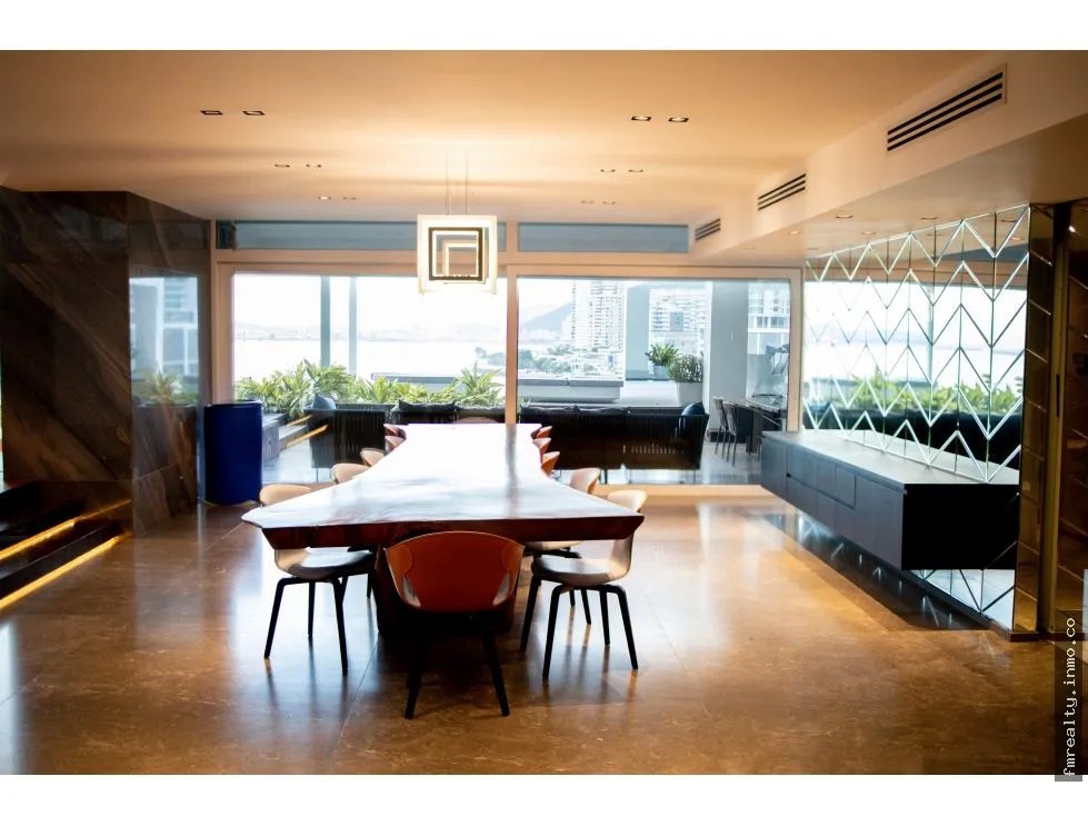 Venta de apartamento en punta pacífica