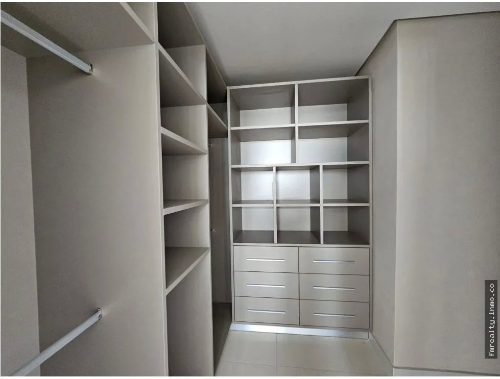 Venta de apartamento en costa del este
