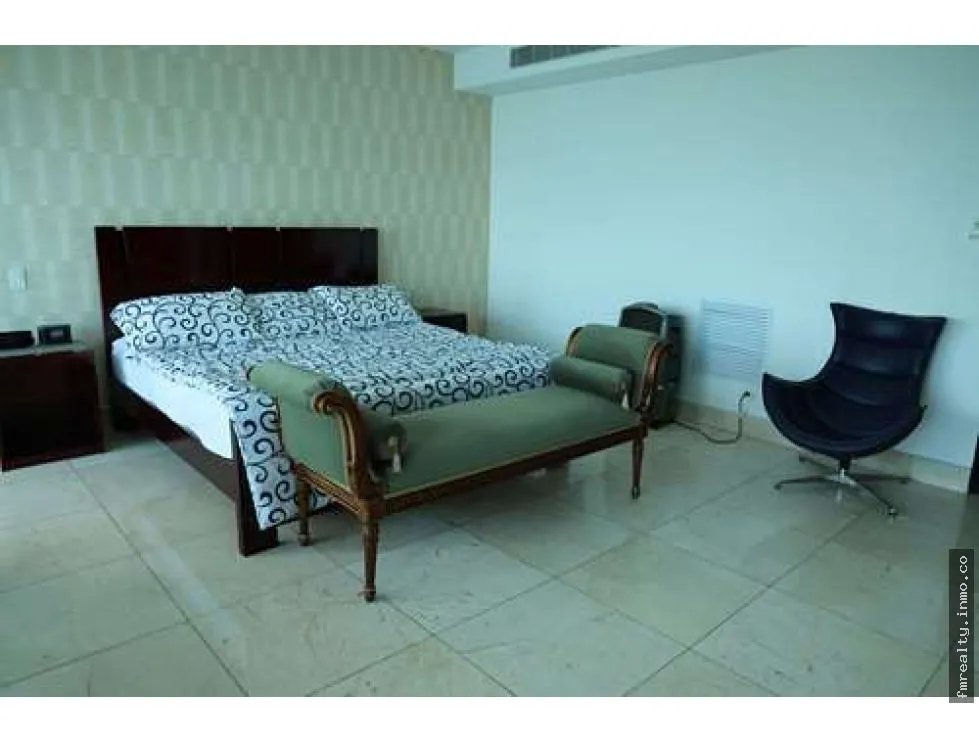 Se vende apartamento en el venetian tower