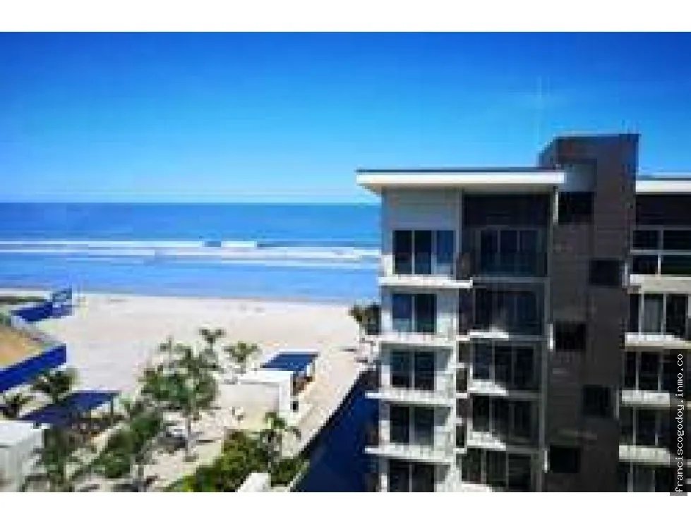 Se vende apartamento en playa caracol