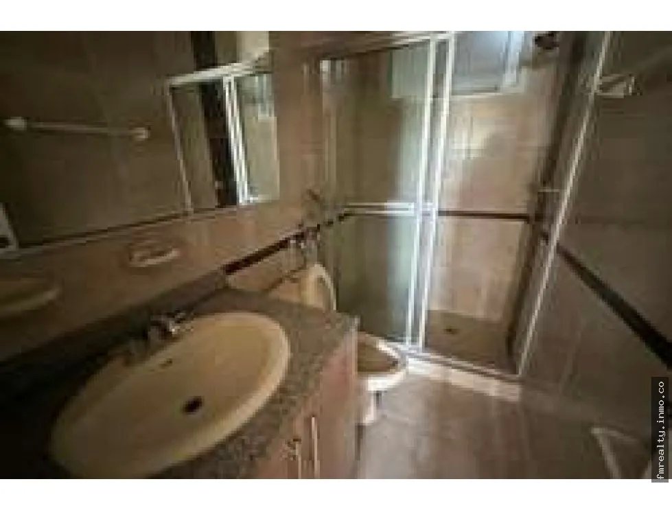 Se vende apartamento en playa dorada