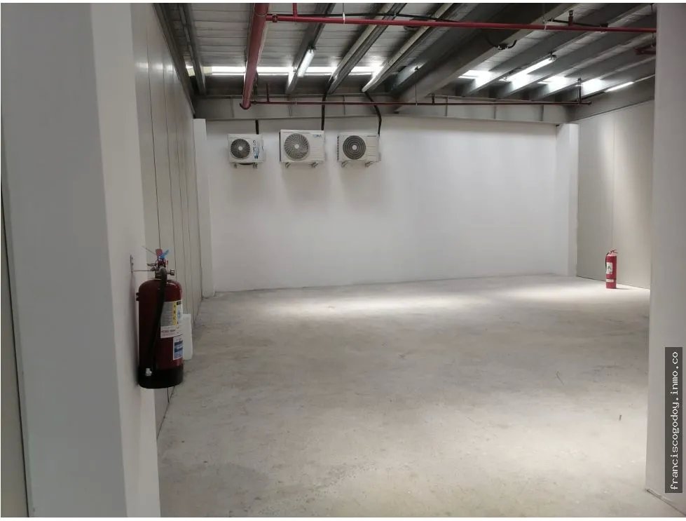 Ofibodega en alquiler en panama viejo