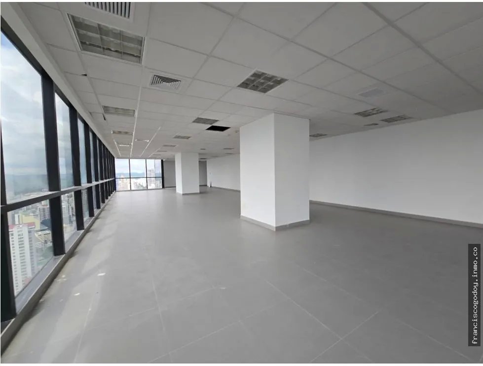 Alquiler de oficina  calle 50