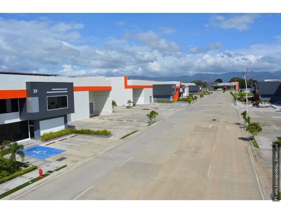 Galeras para alquiler en zona franca privada de panamá