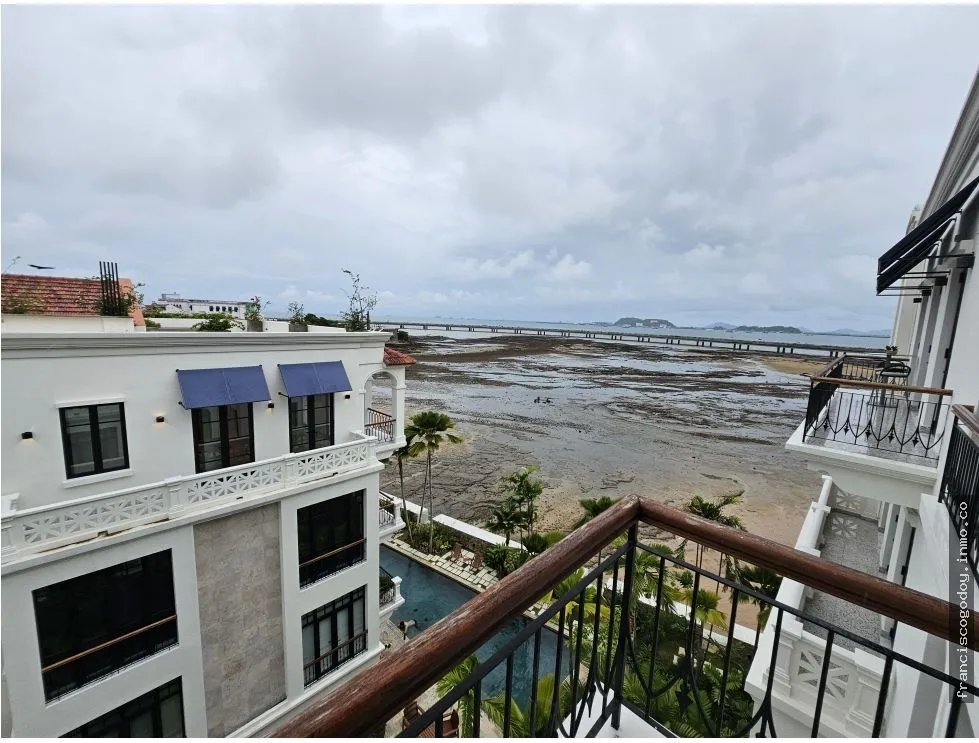 Apartamento en venta en el casco antiguo, santa familia