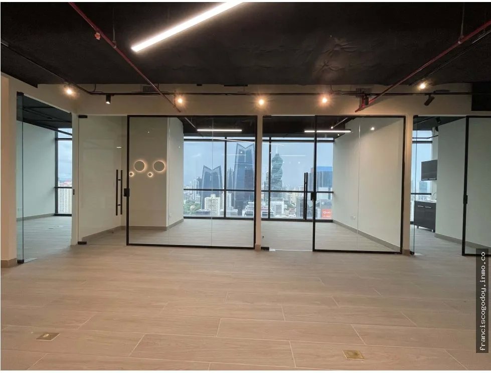 Alquiler de oficina en tower financial center  calle 50