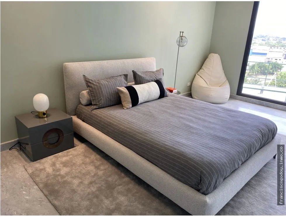 Apartamentos de lujo frente al pacífico, costa del este
