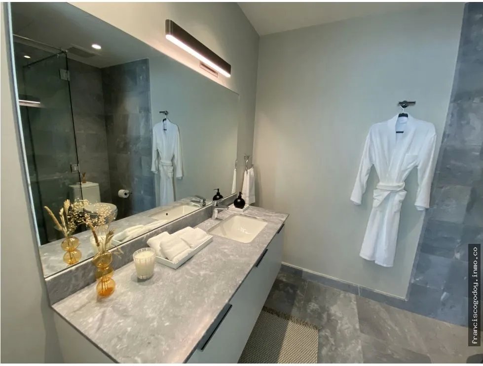 Apartamentos de lujo frente al pacífico, costa del este