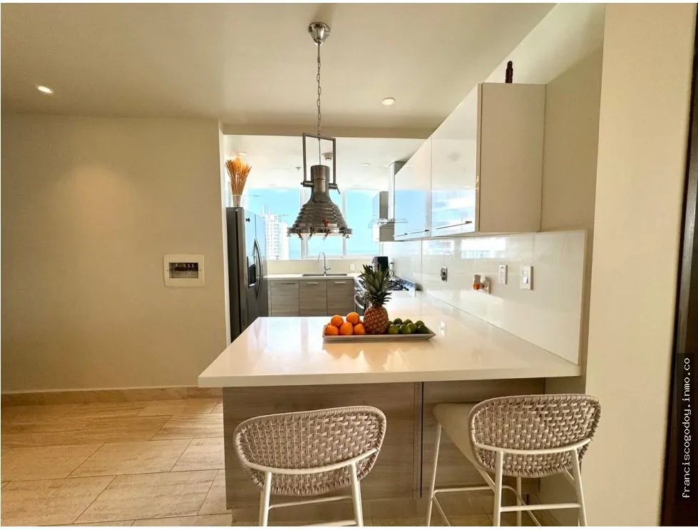 Venta de apartamento en costa del este