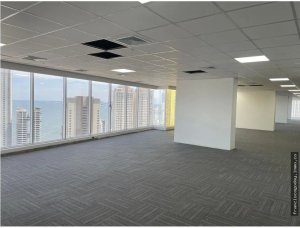 142126 - Calle 50 - offices - credicorp bank