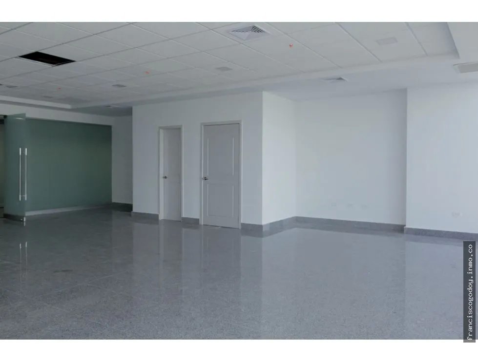 Oficinas en alquiler en avenida balboa
