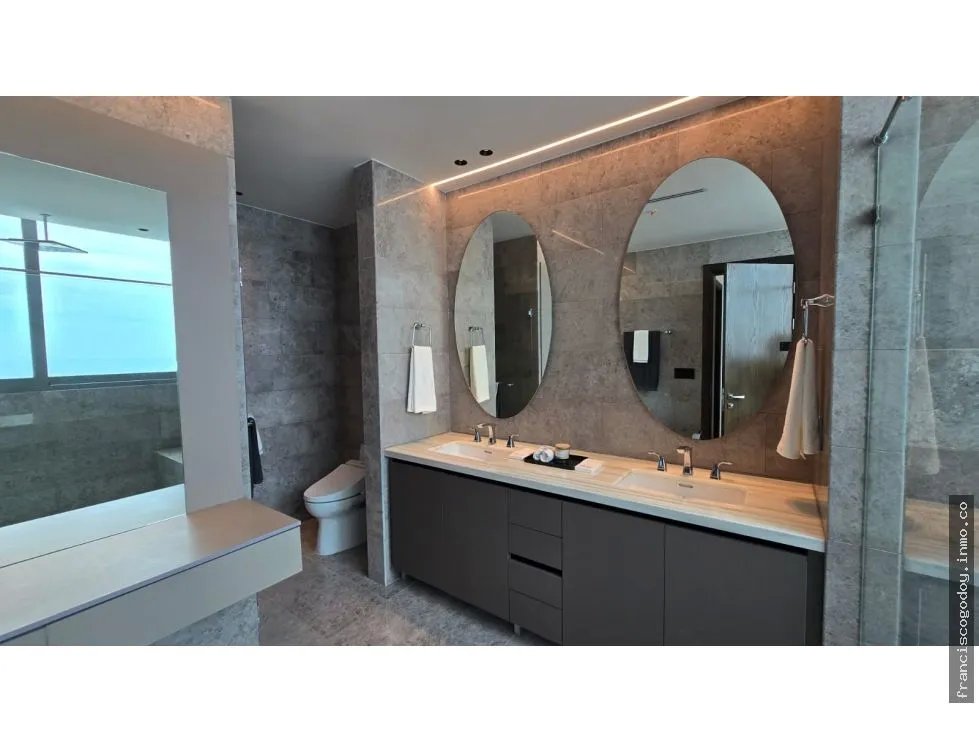 Venta de apartamento en punta paitilla