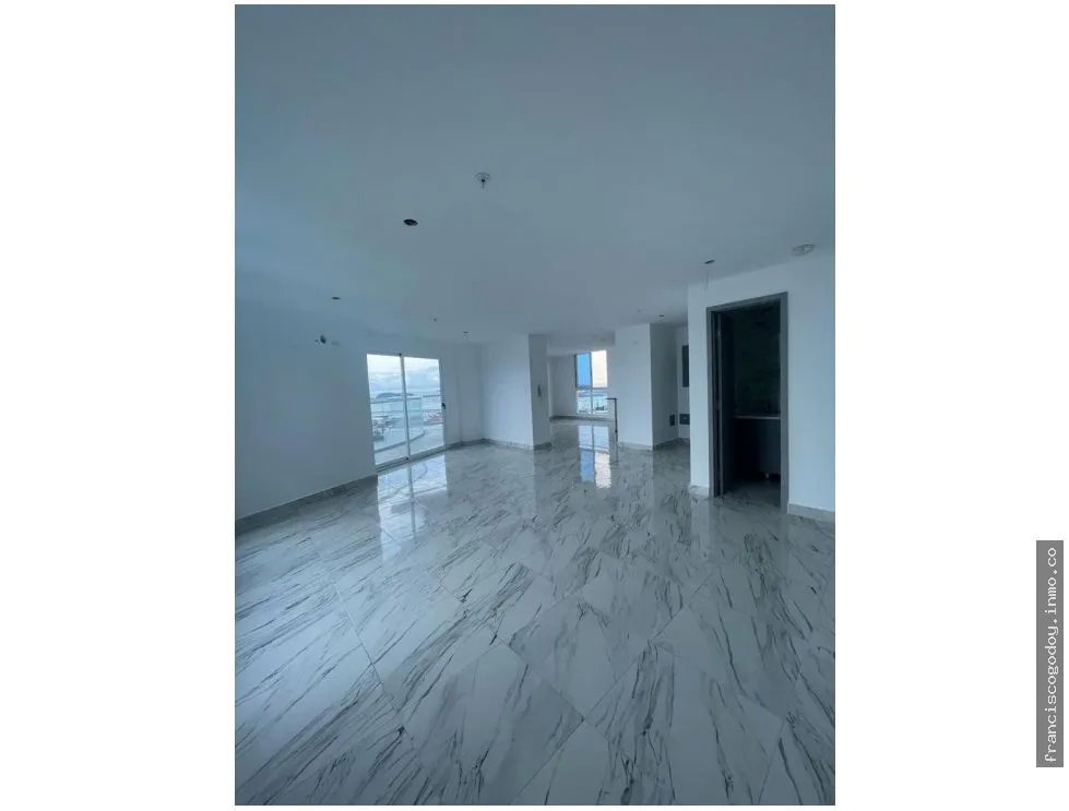 Se vende apartamento en avenida balboa