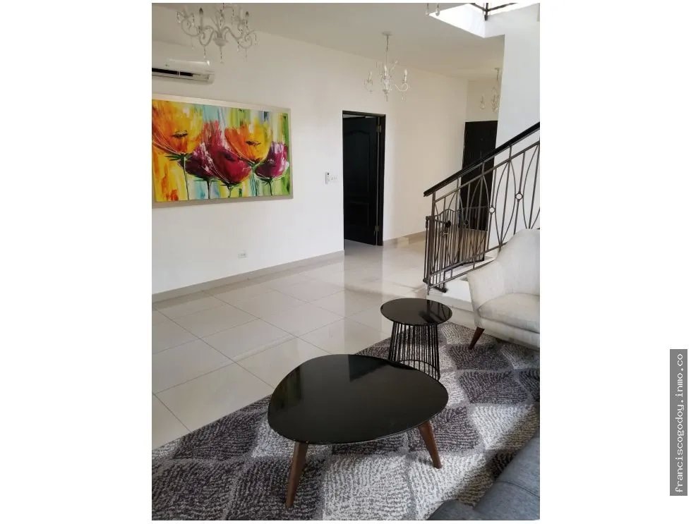 Se vende casa en villa valencia, costa sur