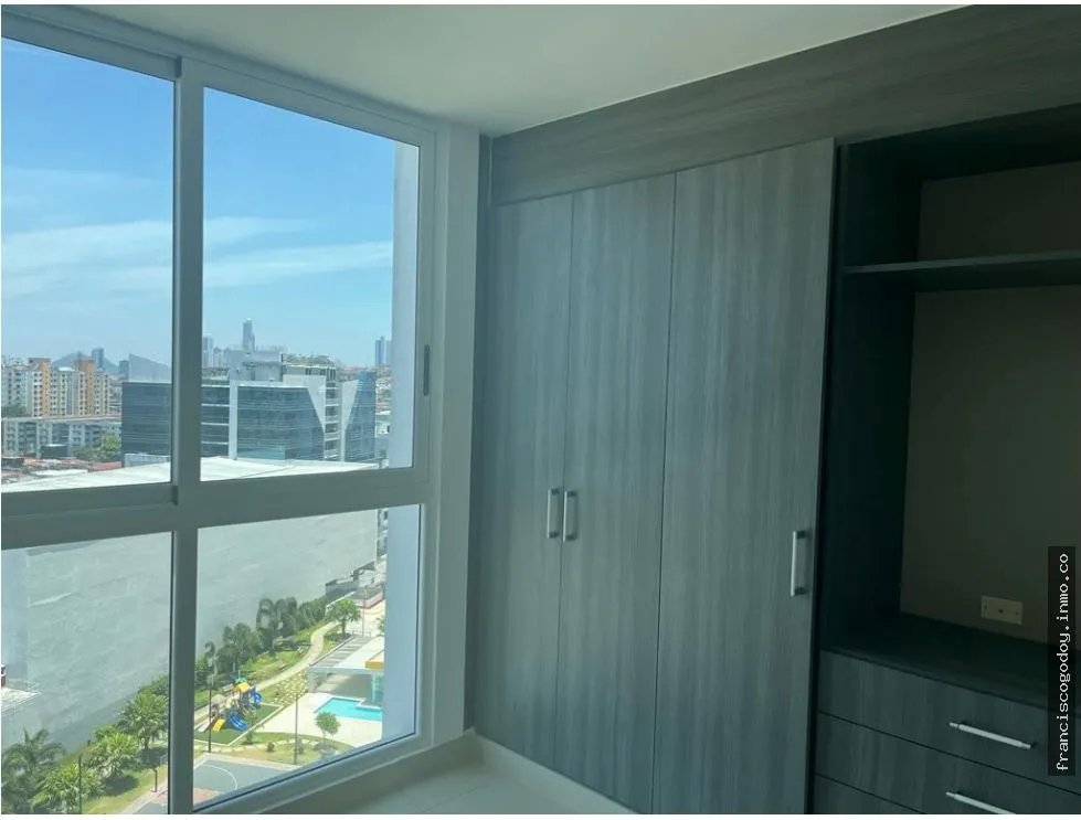 Venta de apartamento en ph king park, condado del rey