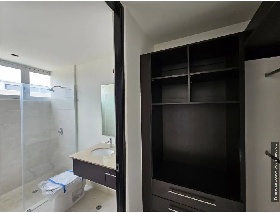 Venta de casa en villa sur, costa sur