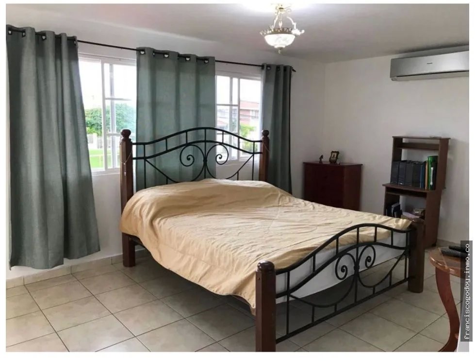 Venta de casa en ph villas del golf, brisas del golf