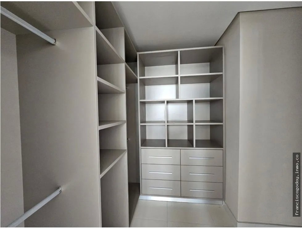Venta de apartamento en costa del este