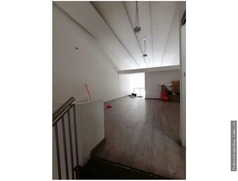 Se alquila de local comercial en obarrio