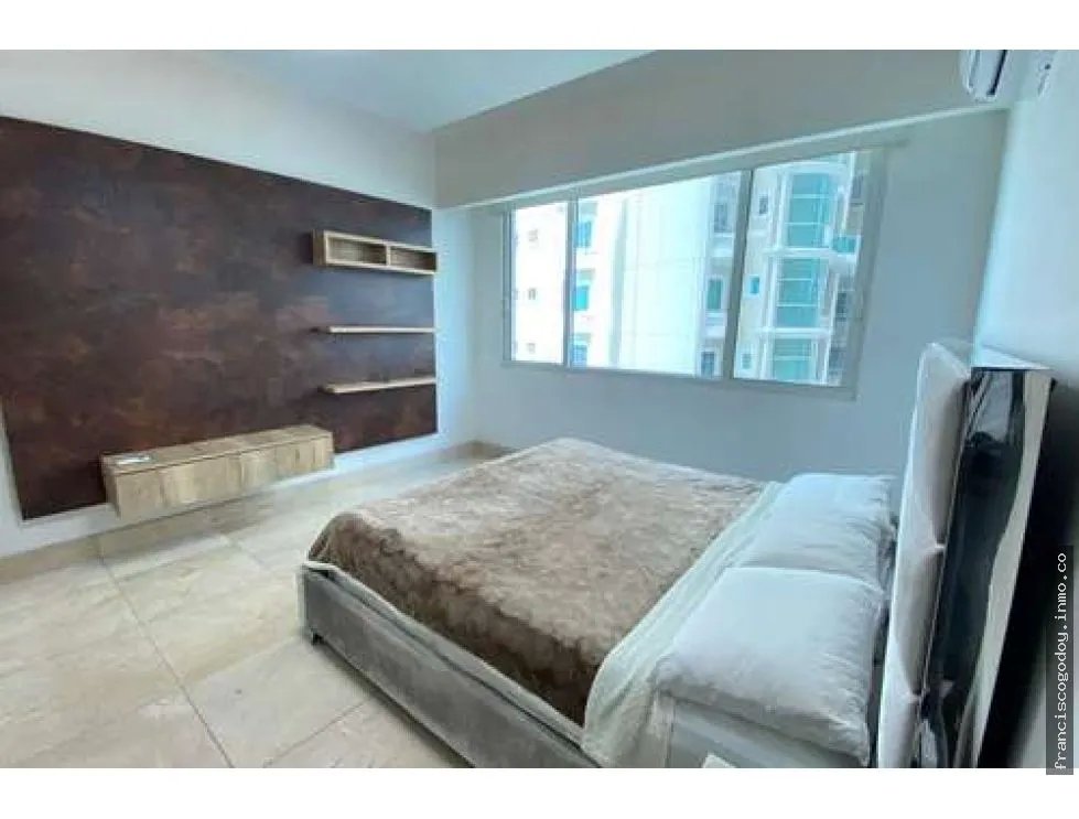 Se vende apartamento en el venetian tower