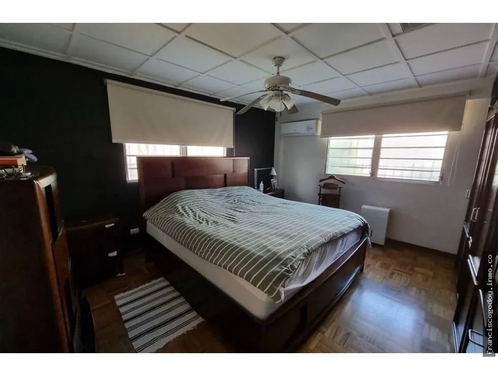 Se vende casa en la alameda