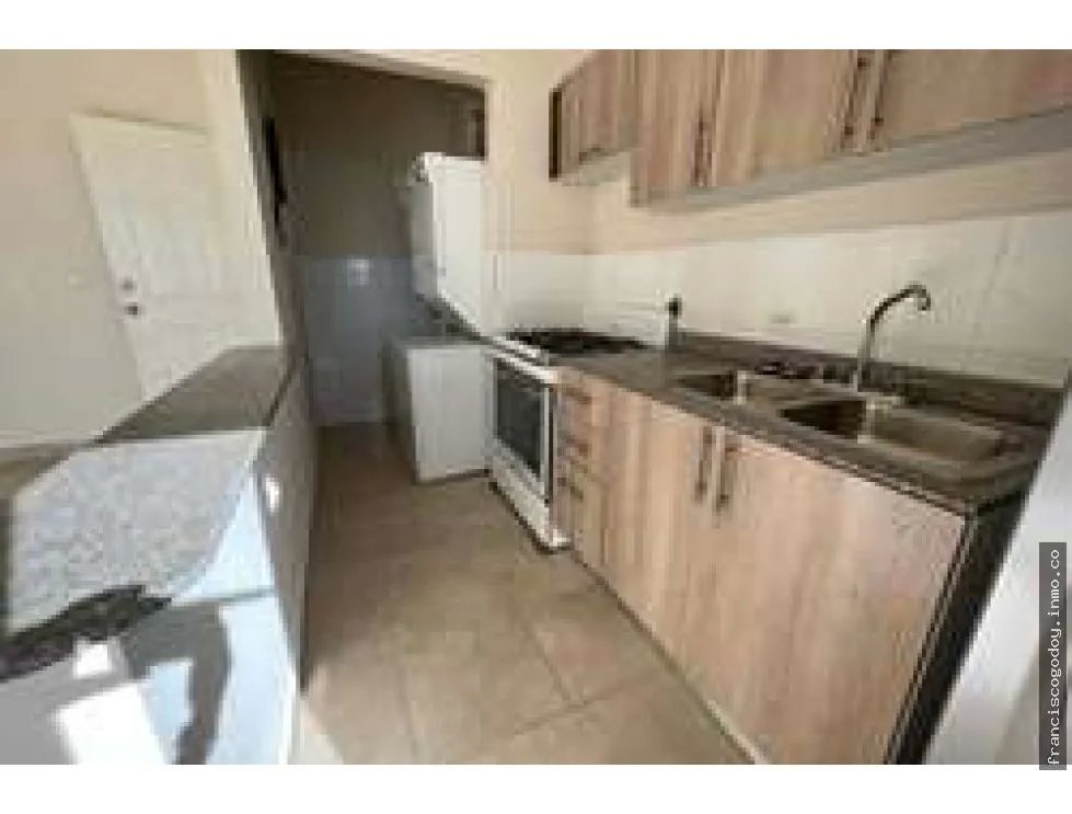 Se vende apartamento en playa dorada