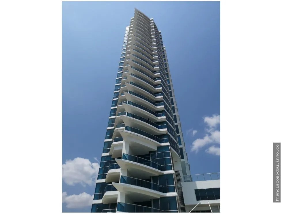 Apartamento en venta royal palm gorgona beach