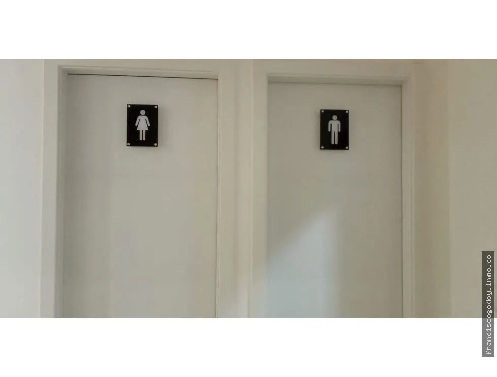 Se alquila hermosa oficina en bella vista  fg