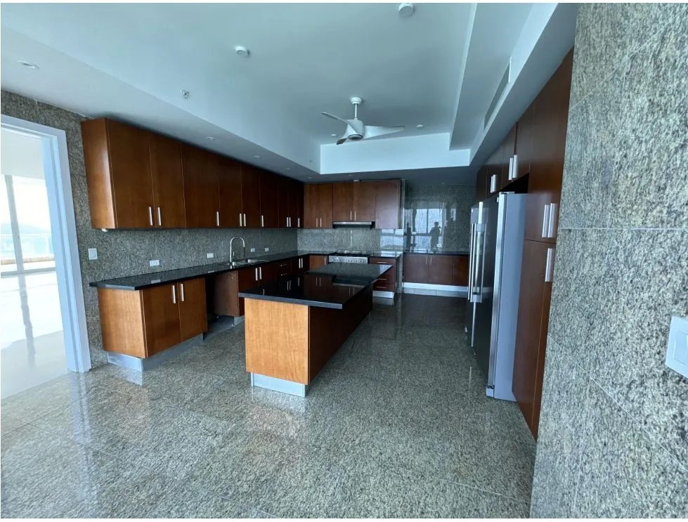 Alquiler de apartamento en ph the point, paitilla