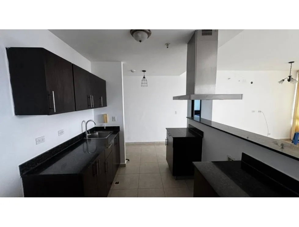 Alquiler de apartamento en ph macedonia towers, pueblo nuevo