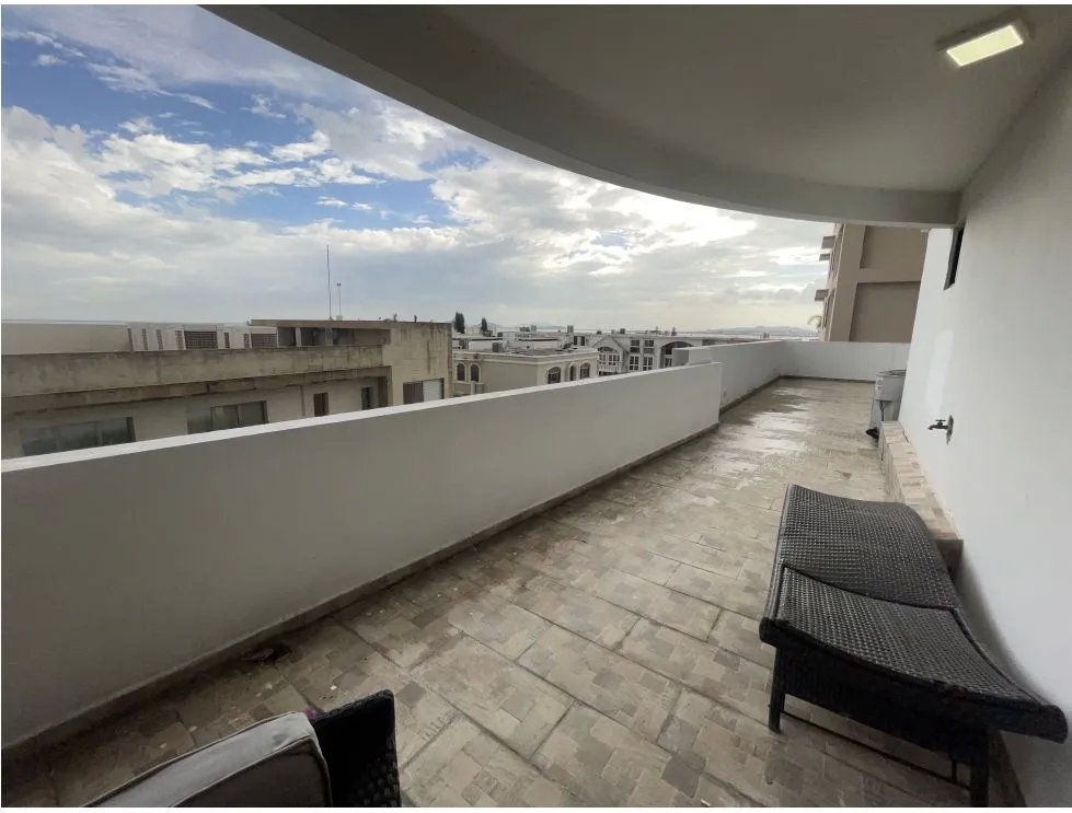 Alquiler de apartamento en edificio crillón, paitilla