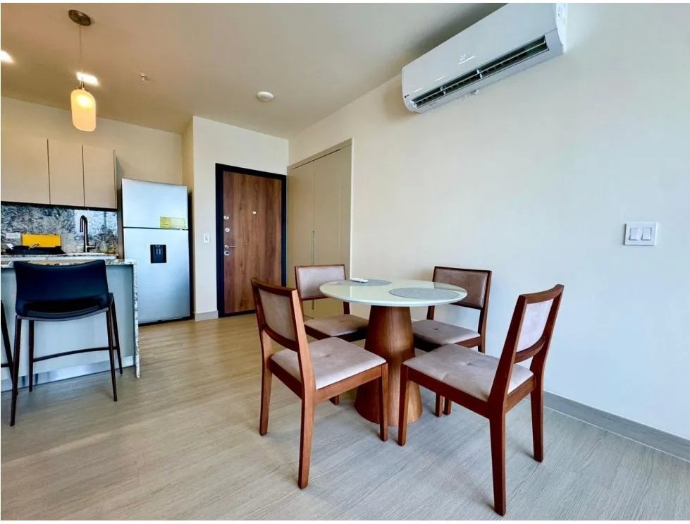 Alquiler de apartamento amoblado en arcadia, costa del este