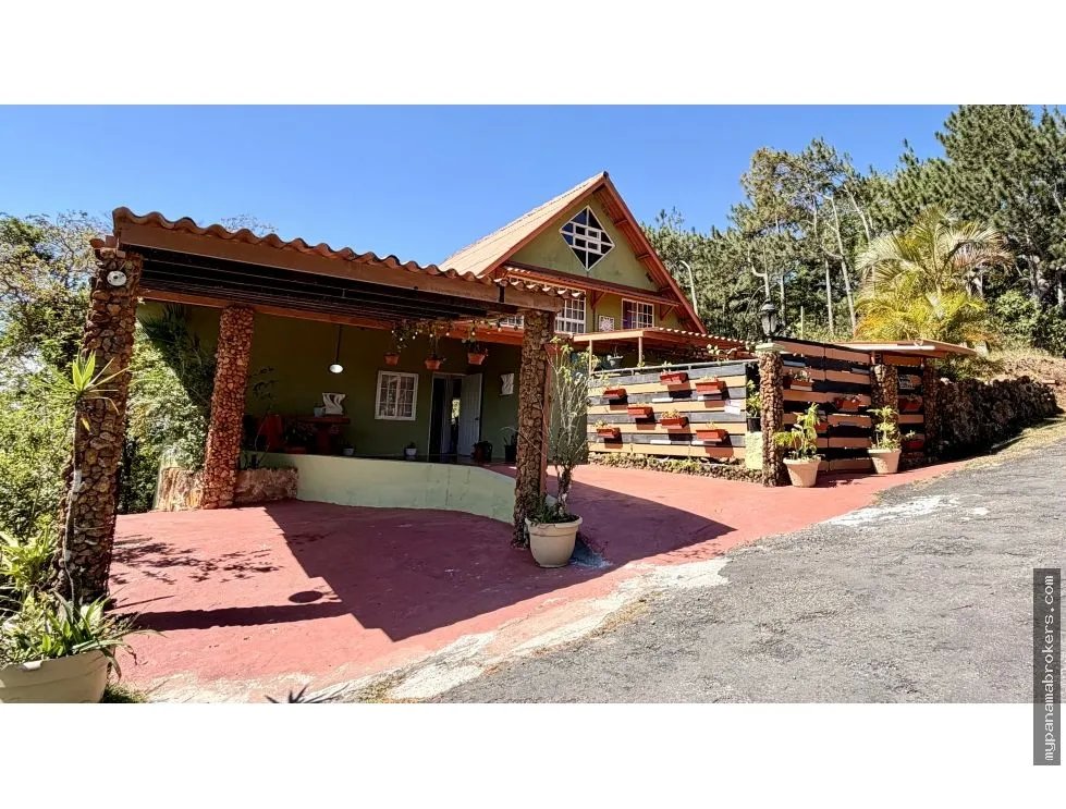Se vende casa en cerro azul, panamá