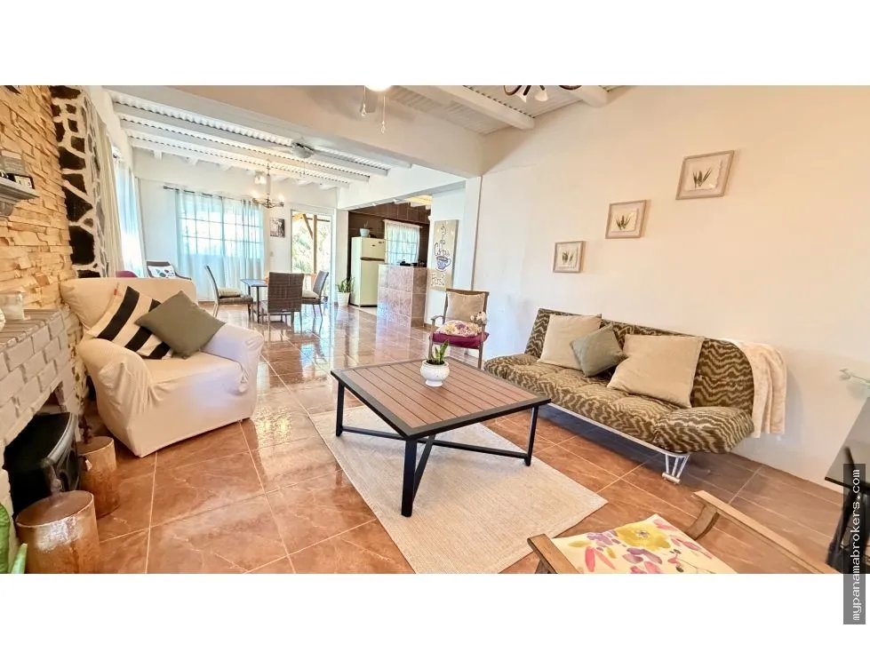 Se vende casa en cerro azul, panamá