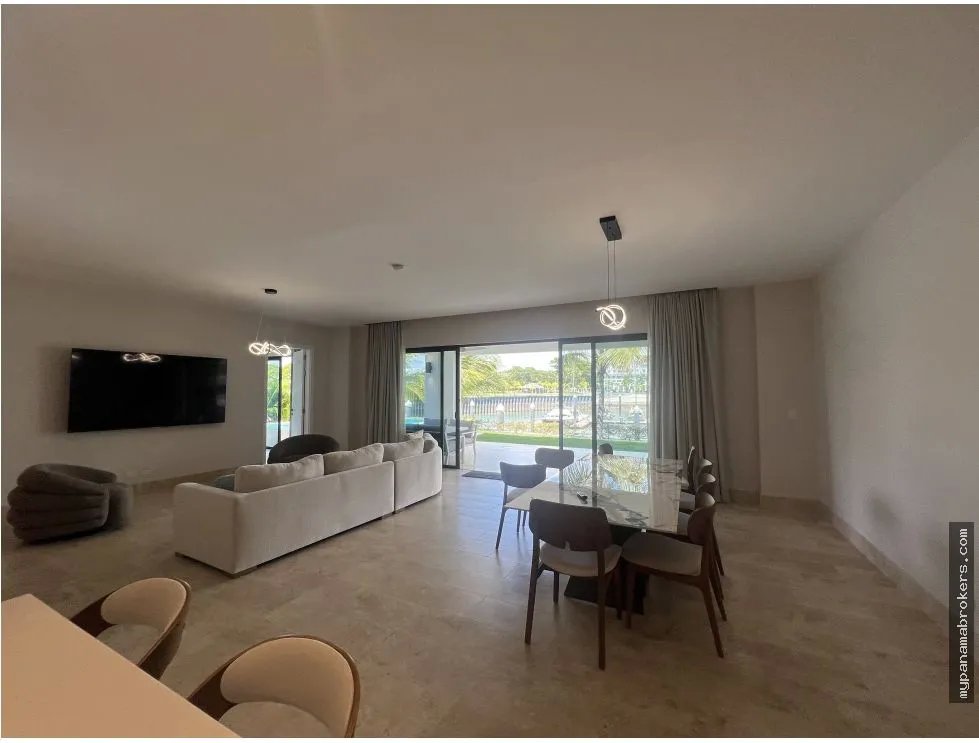 Venta de casa en buenaventura, río hato