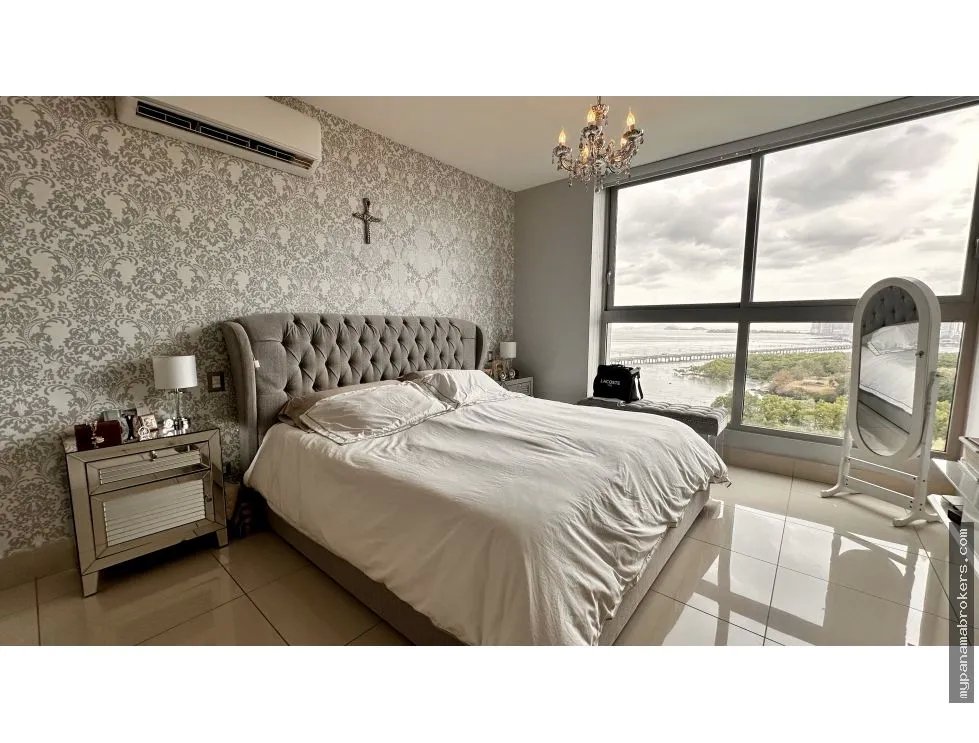 Se vende apartamento en costa del este, panamá