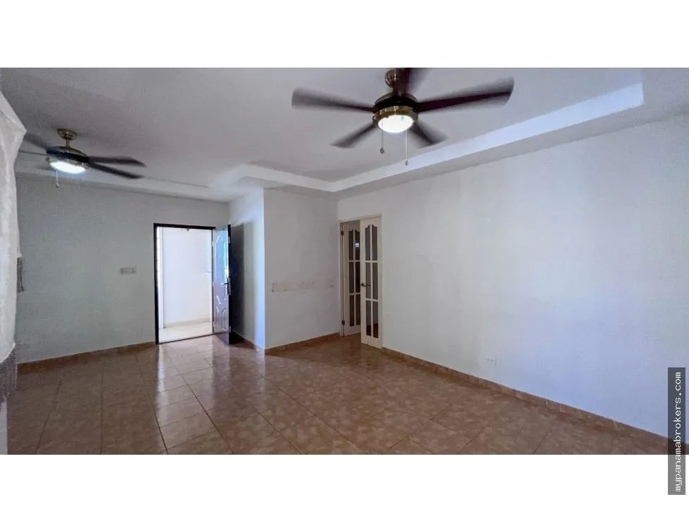 Se vende casa en villa zaita, las cumbres