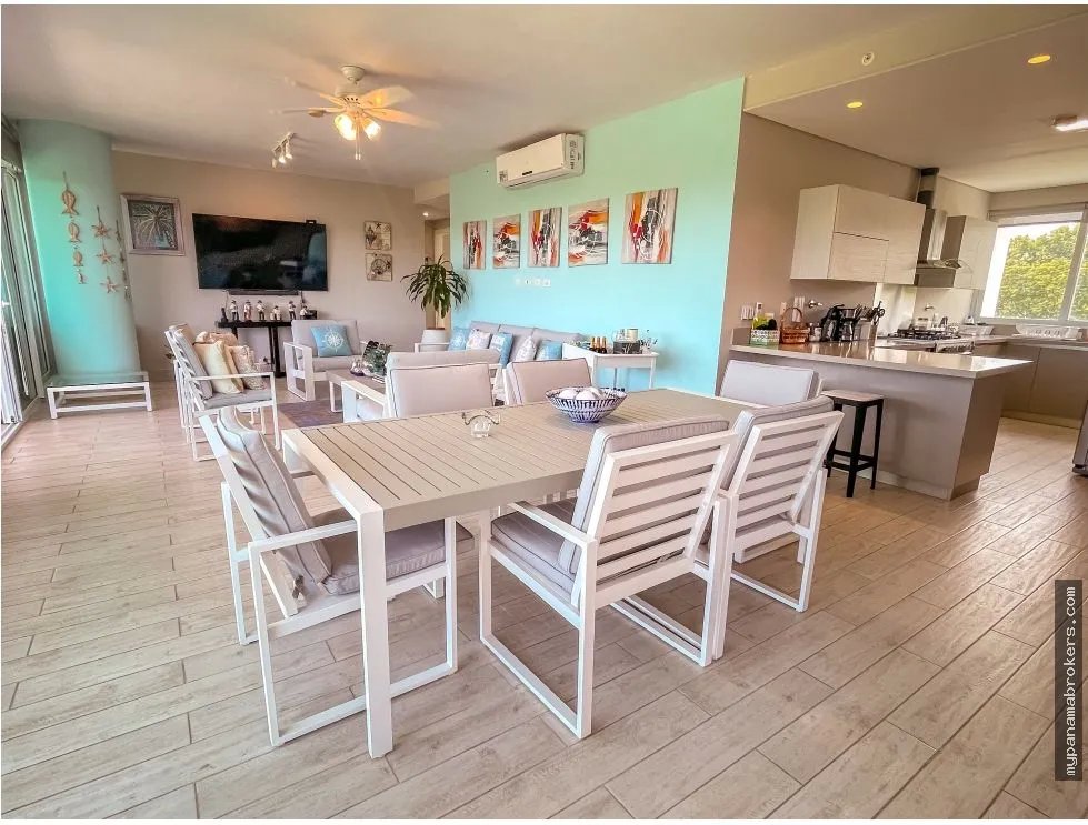Se vende y alquila apartamento en punta barco, san carlos