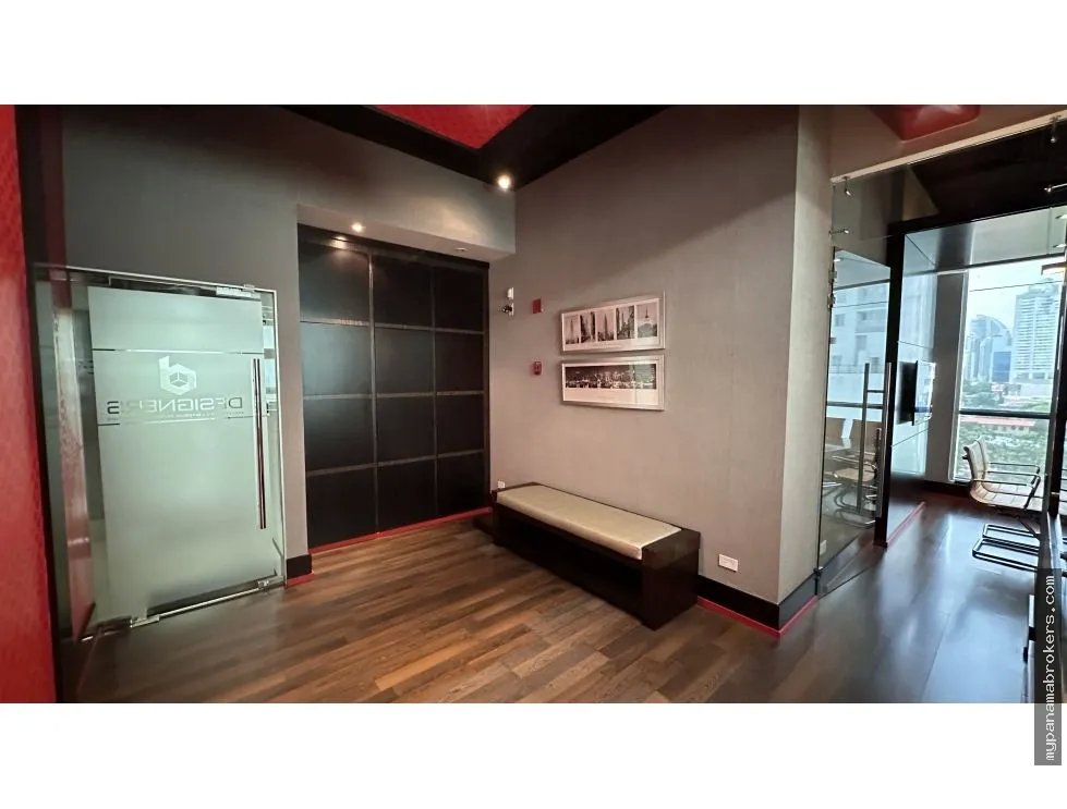 Se vende oficina en p.h. blue business center, san francisco