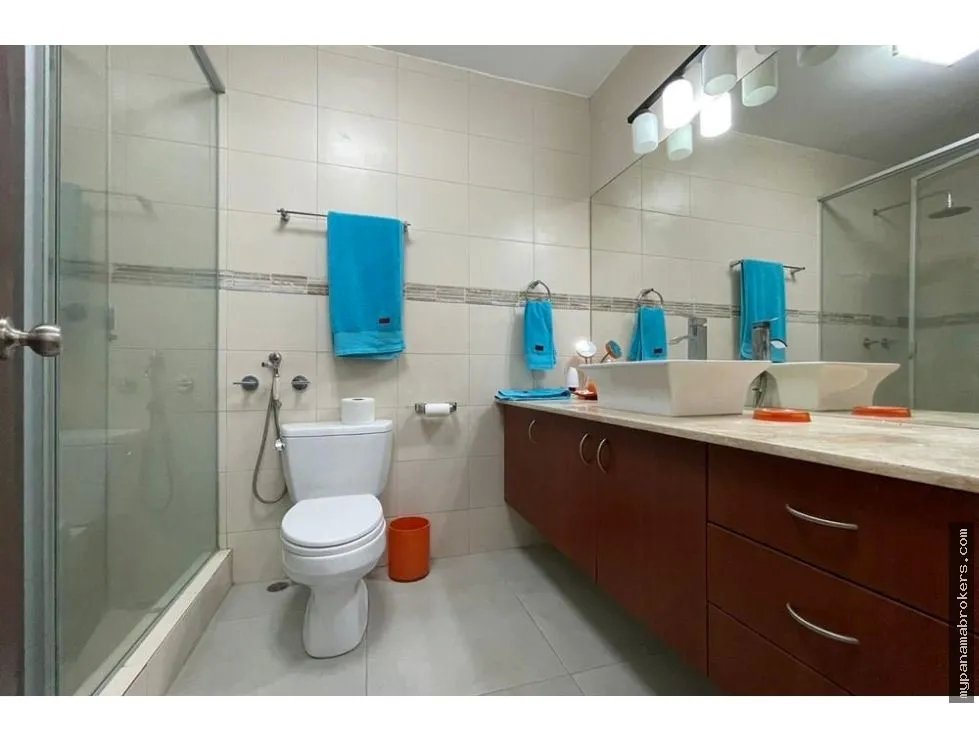 Se vende casa en punta barco village, san carlos