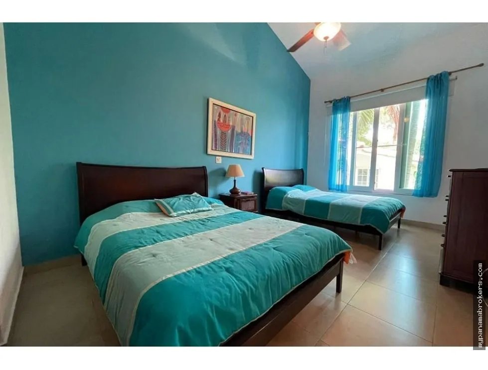 Se vende casa en punta barco village, san carlos
