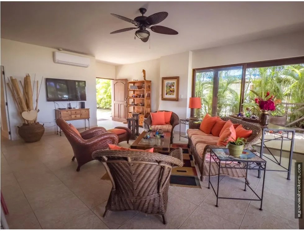 Se vende villa frente al mar en playa blanca, río hato