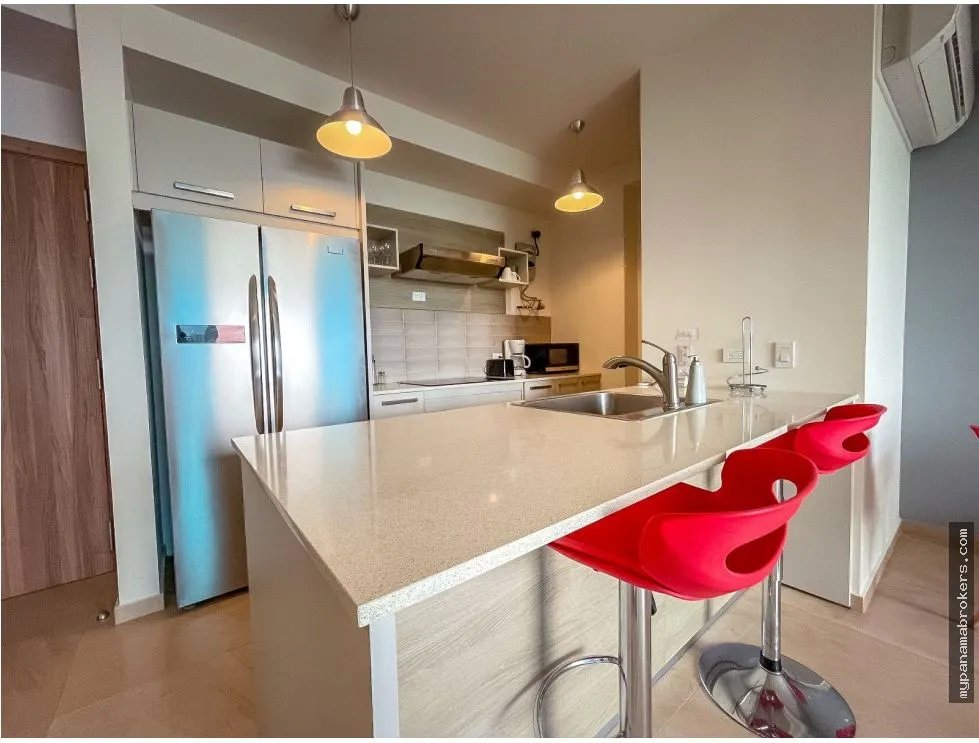 Se vende apartamento en royal palm, nueva gorgona