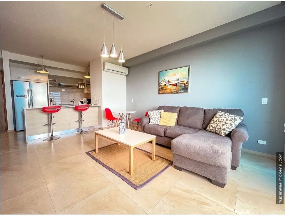 Se vende apartamento en royal palm, nueva gorgona