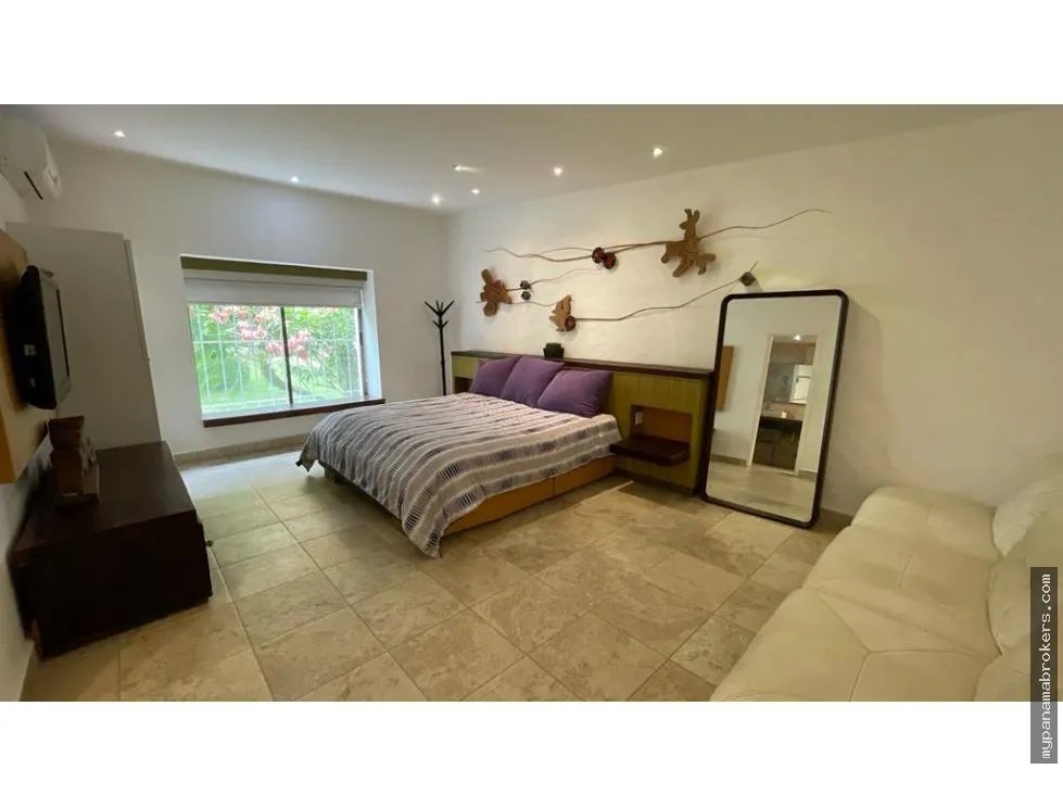 Se vende casa en punta barco, san carlos