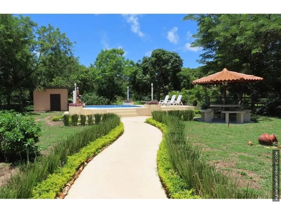Venta de casa en playa malibú, chame