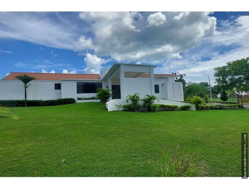Se vende casa de playa, casa nia, punta barco viejo