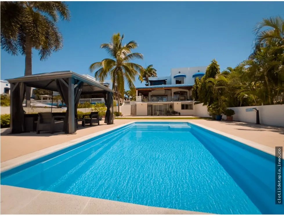 Se vende dúplex frente al mar en playa blanca, río hato