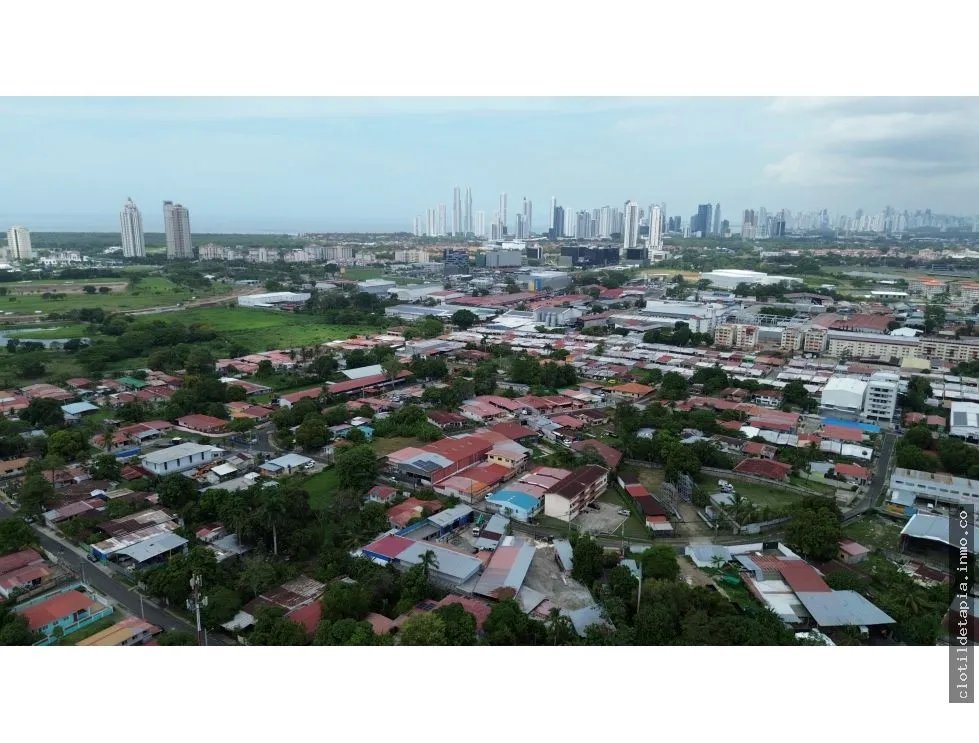 Se vende casa y galera en llano bonito, juan diaz